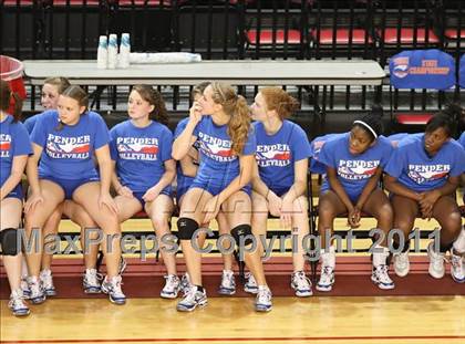 Thumbnail 2 in Pender vs Rosman (NCHSAA 1A Final) photogallery.