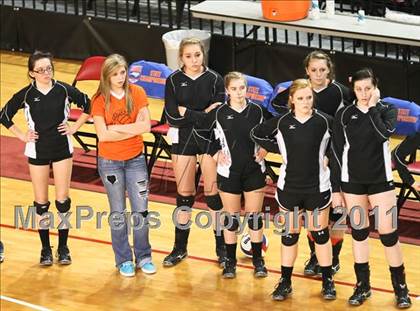 Thumbnail 2 in Pender vs Rosman (NCHSAA 1A Final) photogallery.