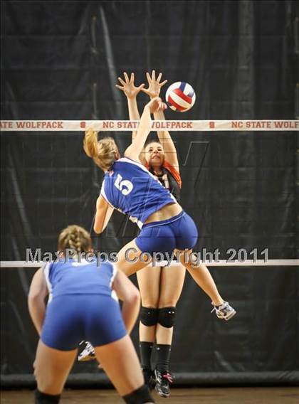 Thumbnail 1 in Pender vs Rosman (NCHSAA 1A Final) photogallery.