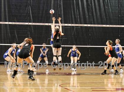 Thumbnail 3 in Pender vs Rosman (NCHSAA 1A Final) photogallery.