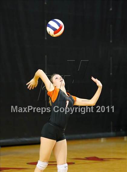 Thumbnail 3 in Pender vs Rosman (NCHSAA 1A Final) photogallery.