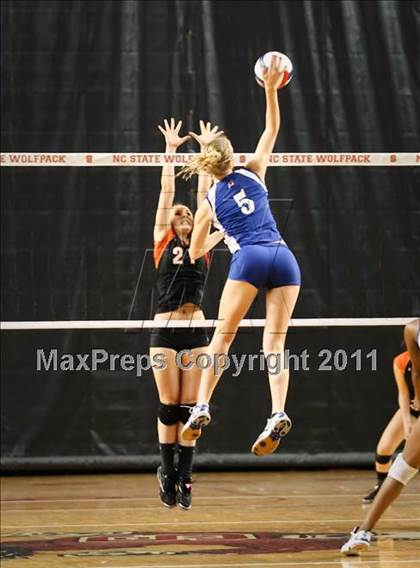 Thumbnail 3 in Pender vs Rosman (NCHSAA 1A Final) photogallery.