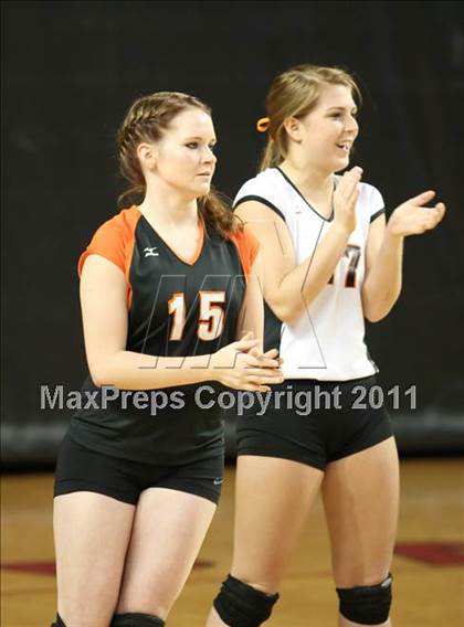 Thumbnail 2 in Pender vs Rosman (NCHSAA 1A Final) photogallery.