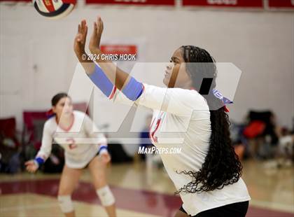 Thumbnail 2 in Coolidge vs Casa Grande (The Florence VB Invitational) photogallery.