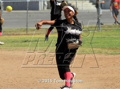 Thumbnail 2 in Northview vs Azusa (Northview Tournament) photogallery.