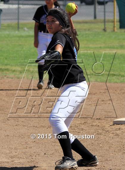 Thumbnail 1 in Northview vs Azusa (Northview Tournament) photogallery.