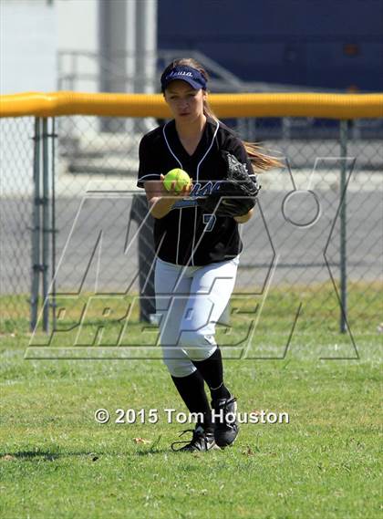 Thumbnail 3 in Northview vs Azusa (Northview Tournament) photogallery.