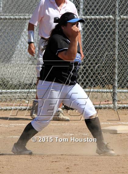 Thumbnail 3 in Northview vs Azusa (Northview Tournament) photogallery.