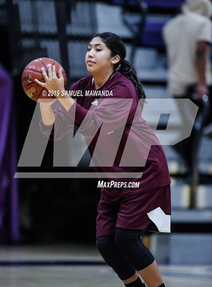 Thumbnail 3 in Ribet Academy vs  Bishop Conaty-Loretto photogallery.