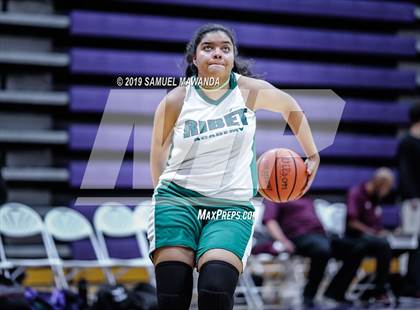 Thumbnail 2 in Ribet Academy vs  Bishop Conaty-Loretto photogallery.