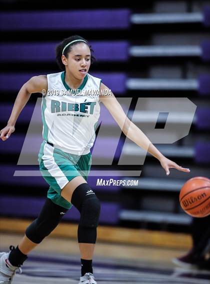 Thumbnail 2 in Ribet Academy vs  Bishop Conaty-Loretto photogallery.