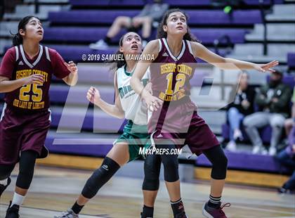 Thumbnail 3 in Ribet Academy vs  Bishop Conaty-Loretto photogallery.