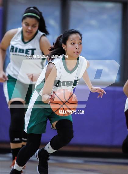 Thumbnail 3 in Ribet Academy vs  Bishop Conaty-Loretto photogallery.