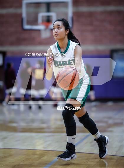 Thumbnail 3 in Ribet Academy vs  Bishop Conaty-Loretto photogallery.