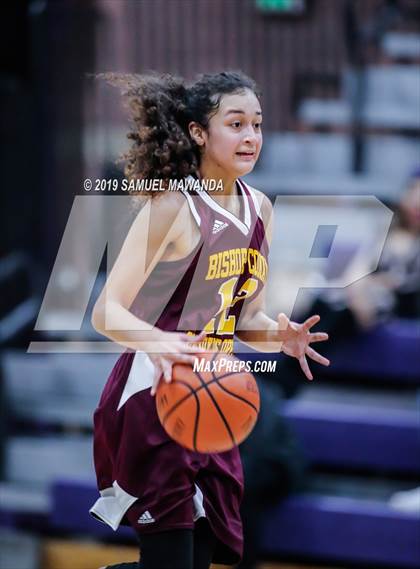 Thumbnail 3 in Ribet Academy vs  Bishop Conaty-Loretto photogallery.