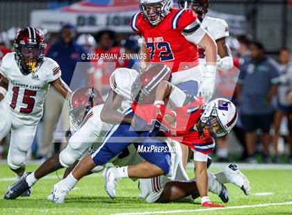 Thumbnail 2 in Gadsden City @ Bob Jones photogallery.