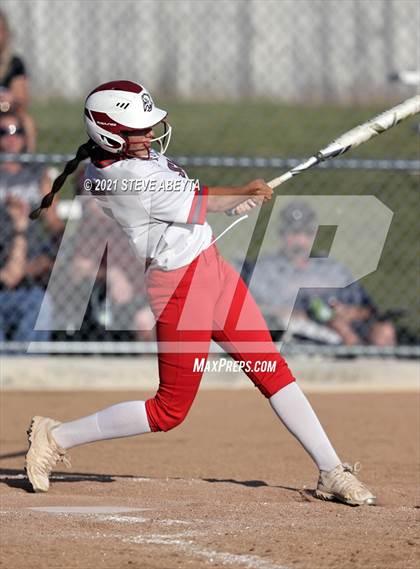 Thumbnail 1 in Chatfield @ Smoky Hill photogallery.