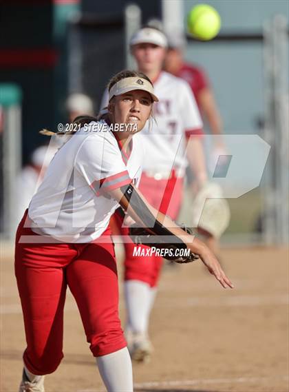 Thumbnail 2 in Chatfield @ Smoky Hill photogallery.