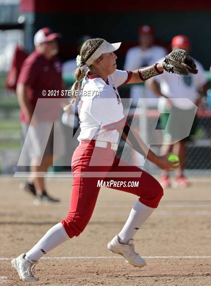 Thumbnail 1 in Chatfield @ Smoky Hill photogallery.