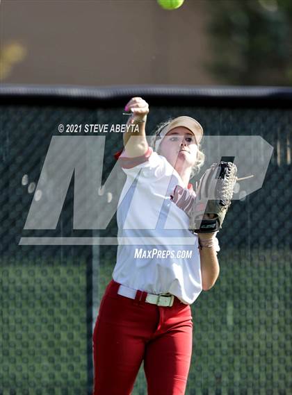 Thumbnail 3 in Chatfield @ Smoky Hill photogallery.