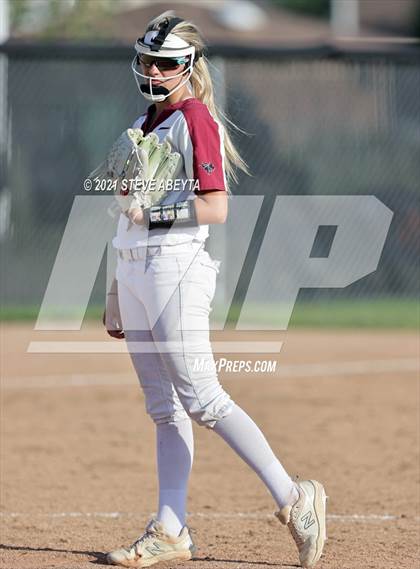 Thumbnail 2 in Chatfield @ Smoky Hill photogallery.