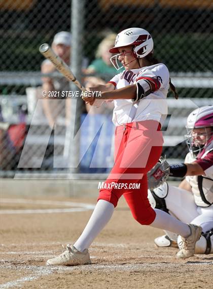 Thumbnail 1 in Chatfield @ Smoky Hill photogallery.