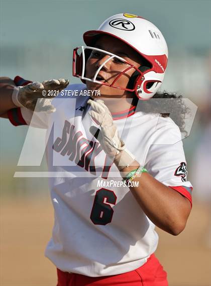 Thumbnail 1 in Chatfield @ Smoky Hill photogallery.