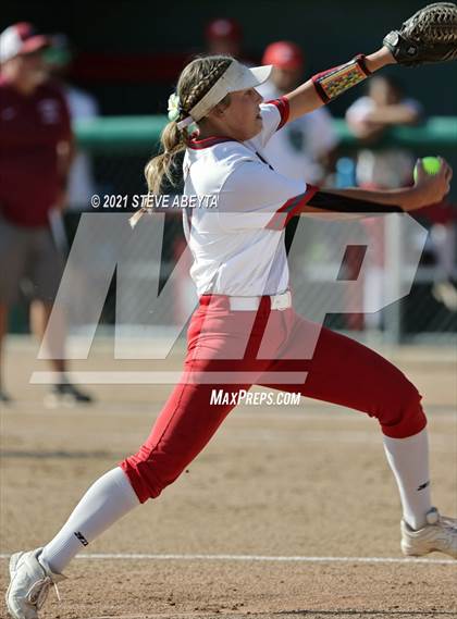 Thumbnail 1 in Chatfield @ Smoky Hill photogallery.