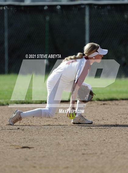 Thumbnail 1 in Chatfield @ Smoky Hill photogallery.