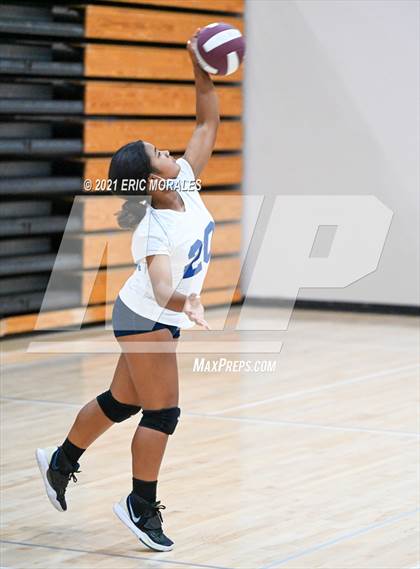 Thumbnail 3 in Bonita Vista @ Steele Canyon photogallery.