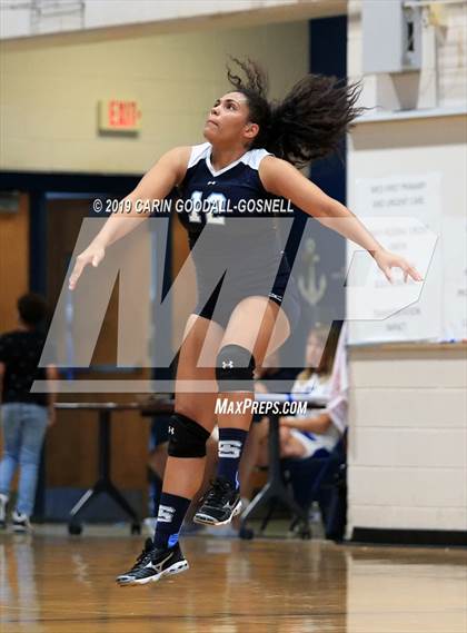Thumbnail 1 in Swansboro vs Richlands (Joseph L. Beasley Spikefest) photogallery.