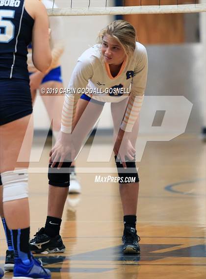 Thumbnail 2 in Swansboro vs Richlands (Joseph L. Beasley Spikefest) photogallery.