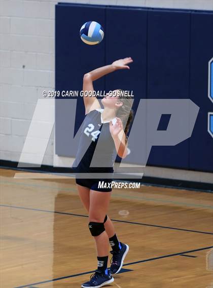 Thumbnail 1 in Swansboro vs Richlands (Joseph L. Beasley Spikefest) photogallery.
