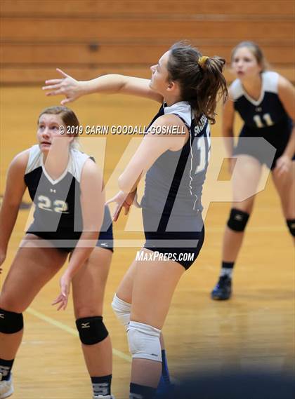 Thumbnail 2 in Swansboro vs Richlands (Joseph L. Beasley Spikefest) photogallery.