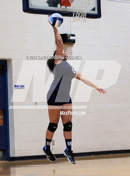 Thumbnail 3 in Swansboro vs Richlands (Joseph L. Beasley Spikefest) photogallery.