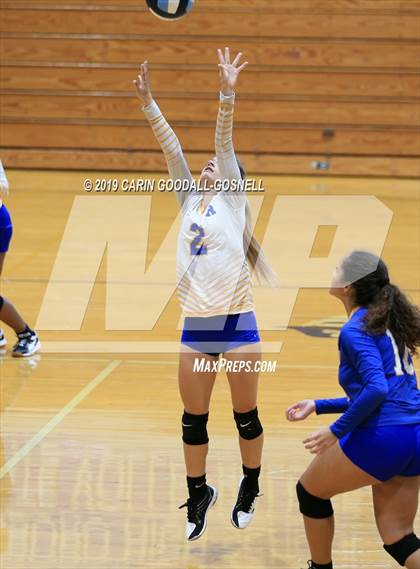 Thumbnail 2 in Swansboro vs Richlands (Joseph L. Beasley Spikefest) photogallery.