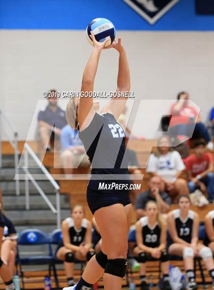 Thumbnail 3 in Swansboro vs Richlands (Joseph L. Beasley Spikefest) photogallery.