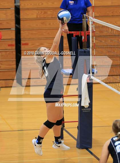 Thumbnail 2 in Swansboro vs Richlands (Joseph L. Beasley Spikefest) photogallery.