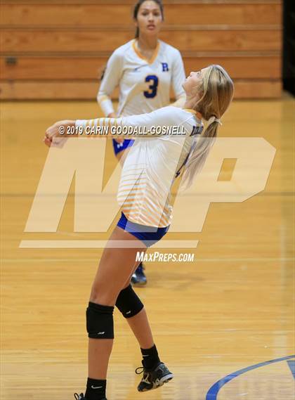 Thumbnail 1 in Swansboro vs Richlands (Joseph L. Beasley Spikefest) photogallery.