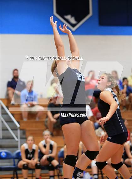 Thumbnail 2 in Swansboro vs Richlands (Joseph L. Beasley Spikefest) photogallery.