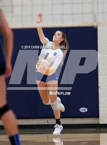Thumbnail 3 in Swansboro vs Richlands (Joseph L. Beasley Spikefest) photogallery.