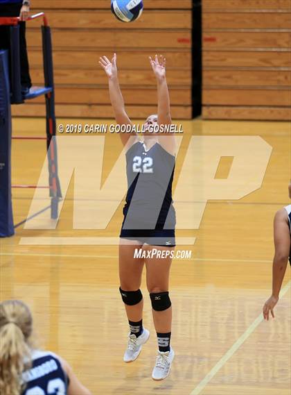 Thumbnail 3 in Swansboro vs Richlands (Joseph L. Beasley Spikefest) photogallery.