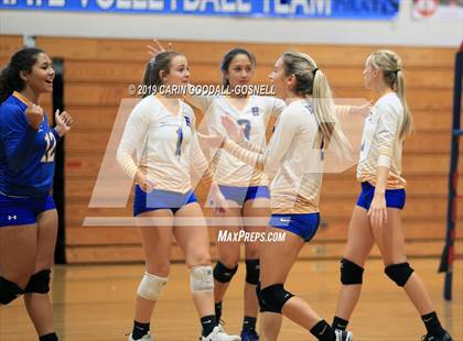 Thumbnail 3 in Swansboro vs Richlands (Joseph L. Beasley Spikefest) photogallery.