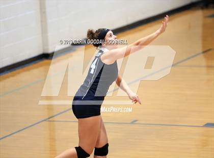 Thumbnail 1 in Swansboro vs Richlands (Joseph L. Beasley Spikefest) photogallery.