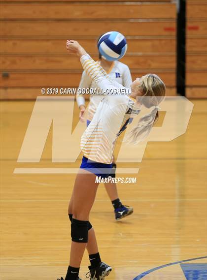 Thumbnail 2 in Swansboro vs Richlands (Joseph L. Beasley Spikefest) photogallery.