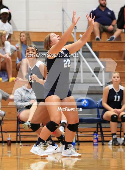Thumbnail 2 in Swansboro vs Richlands (Joseph L. Beasley Spikefest) photogallery.