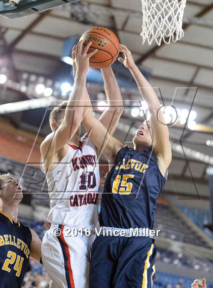 Thumbnail 1 in Kennedy Catholic vs Bellevue (WIAA 3A Quarterfinal)  photogallery.