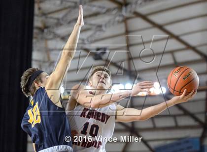 Thumbnail 1 in Kennedy Catholic vs Bellevue (WIAA 3A Quarterfinal)  photogallery.