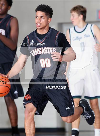 Thumbnail 3 in College Park vs. Lancaster (McDonald's Texas Invitational) photogallery.