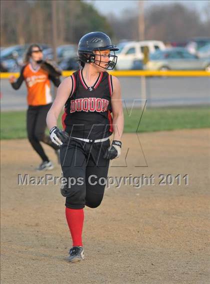 Thumbnail 2 in DuQuoin vs Mt. Vernon (Jefferson County Invitational) photogallery.